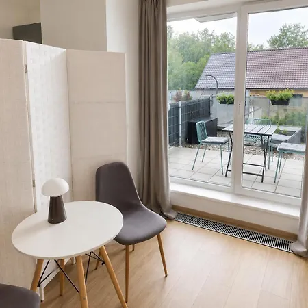 Cozy Close To Center And O2 Arena Prag